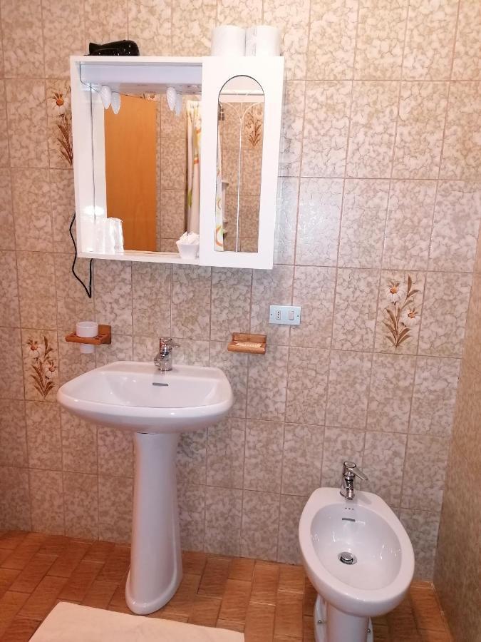 Al Fogolar Hotel Villa Santina Bagian luar foto